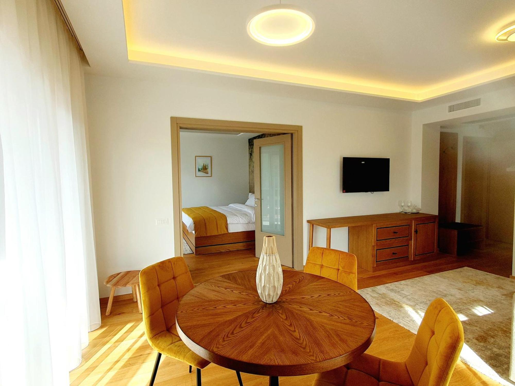 Pensiunea Leonida - Resort Leonida Poiana Tapului Bagian luar foto